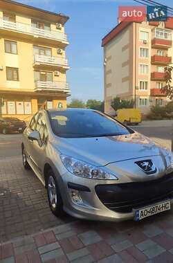 Хетчбек Peugeot 308 2008 в Ужгороді