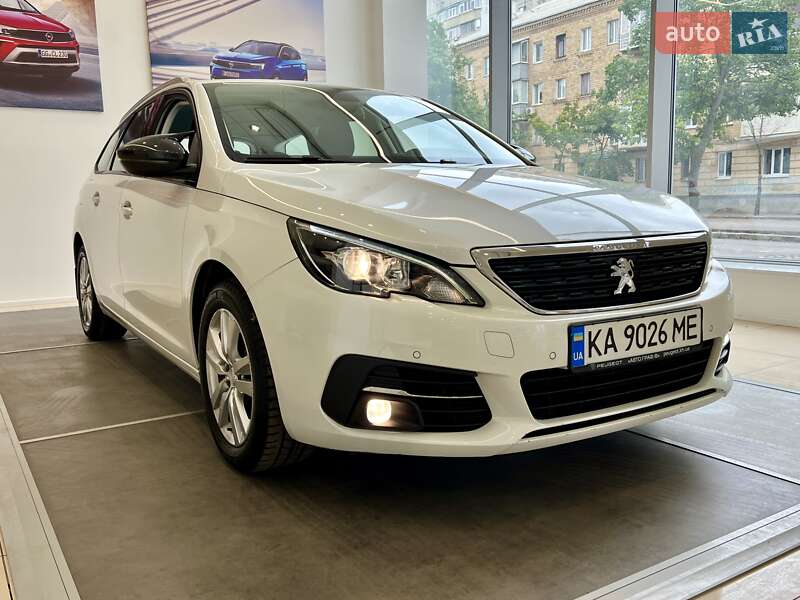 Универсал Peugeot 308 2021 в Харькове