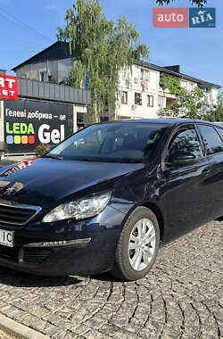 Універсал Peugeot 308 2016 в Виноградові