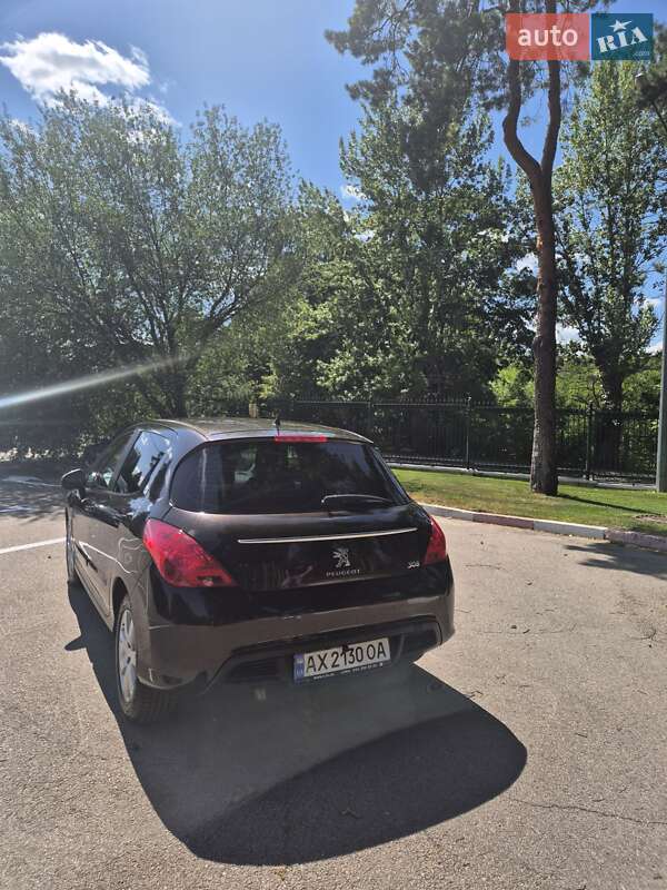 Хетчбек Peugeot 308 2012 в Харкові