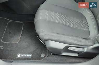 Универсал Peugeot 308 2016 в Луцке