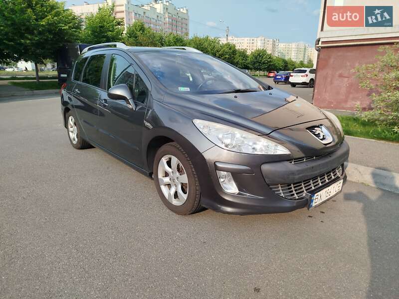 Універсал Peugeot 308 2011 в Києві