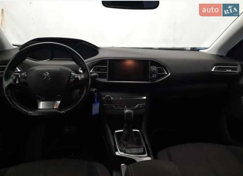 Универсал Peugeot 308 2017 в Ивано-Франковске