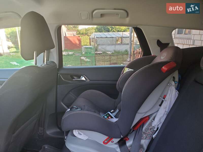 Універсал Peugeot 308 2015 в Житомирі