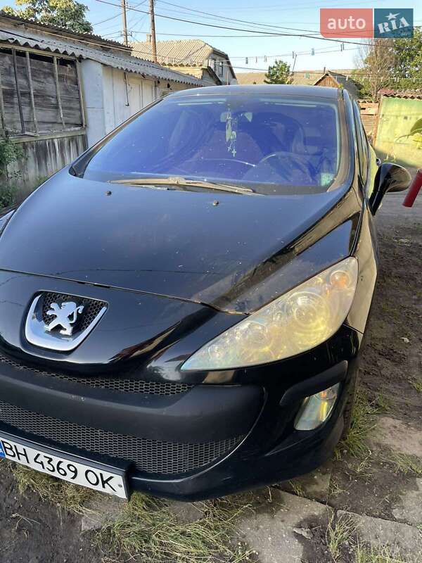Хетчбек Peugeot 308 2008 в Кілії фото 5 Хетчбек Peugeot 308 2008 в Кілії