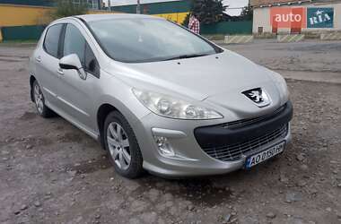 Хэтчбек Peugeot 308 2008 в Мукачево