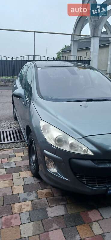 Хэтчбек Peugeot 308 2007 в Мукачево