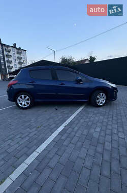 Хэтчбек Peugeot 308 2008 в 