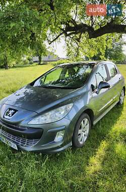 Хэтчбек Peugeot 308 2008 в 
