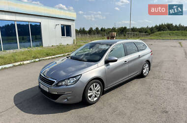 Универсал Peugeot 308 2015 в Ровно