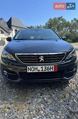 Універсал Peugeot 308 2018 в 