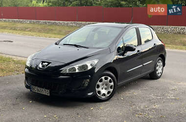 Хэтчбек Peugeot 308 2011 в Тернополе