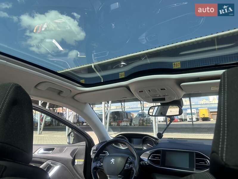 Універсал Peugeot 308 2016 в Одесі