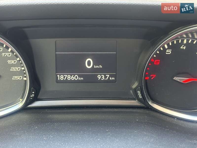 Універсал Peugeot 308 2016 в Одесі