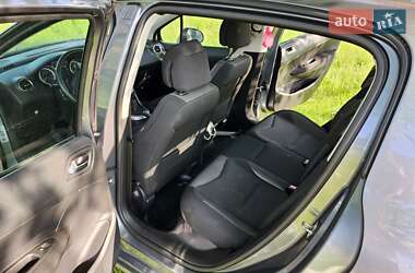 Хэтчбек Peugeot 308 2008 в 