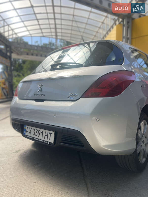 Peugeot 308 2013