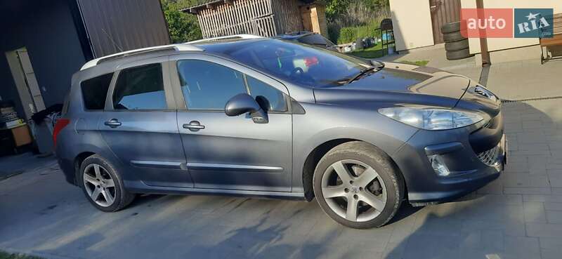 Універсал Peugeot 308 2010 в Луцьку