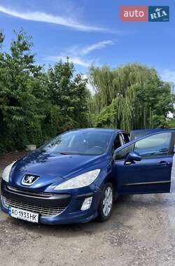 Хэтчбек Peugeot 308 2008 в 