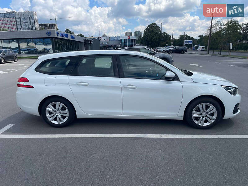 Універсал Peugeot 308 2021 в Києві