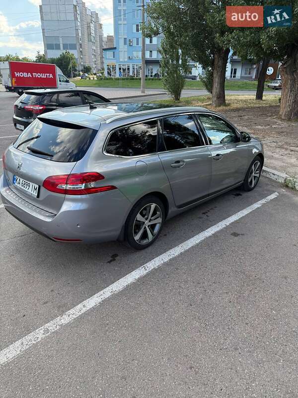 Універсал Peugeot 308 2016 в Черкасах