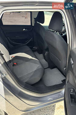 Универсал Peugeot 308 2015 в Остроге