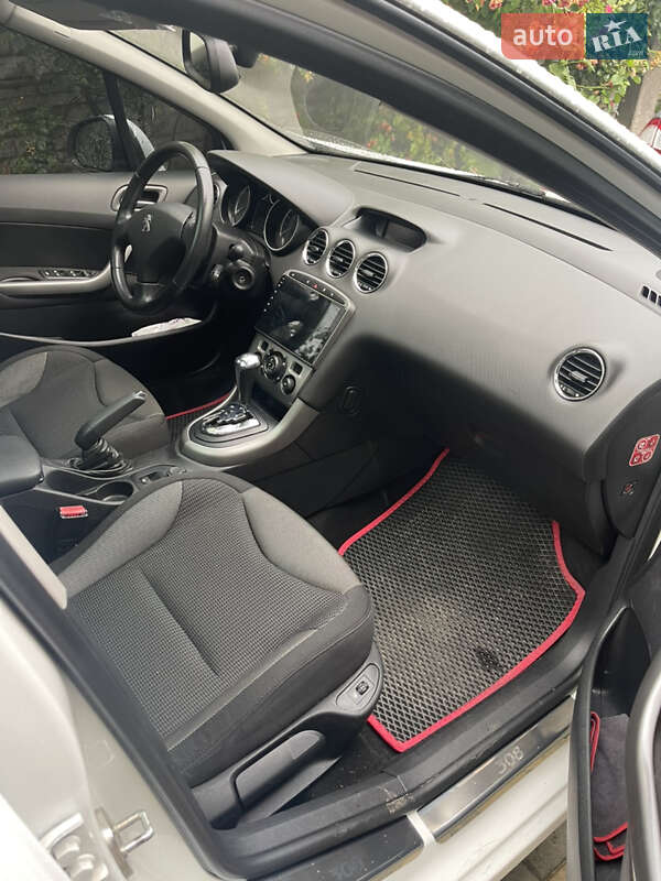 Универсал Peugeot 308 2011 в Буче фото 4 Универсал Peugeot 308 2011 в Буче