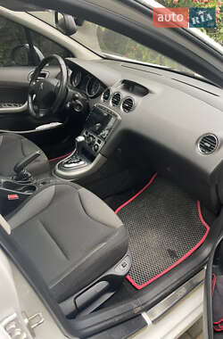 Универсал Peugeot 308 2011 в 