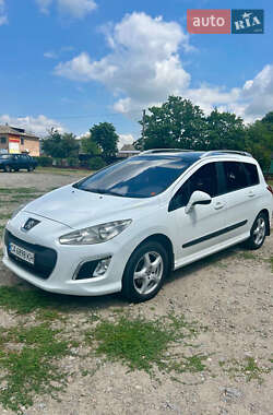 Універсал Peugeot 308 2013 в Умані