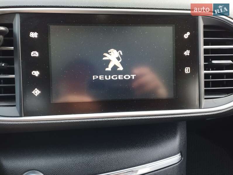 Универсал Peugeot 308 2014 в Кривом Роге