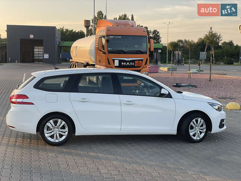Универсал Peugeot 308 2021 в Луцке