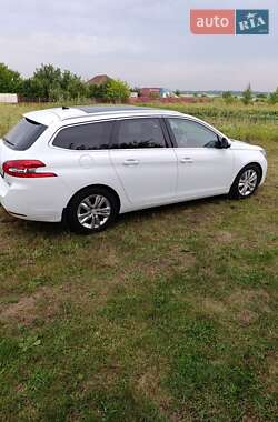 Універсал Peugeot 308 2015 в Умані