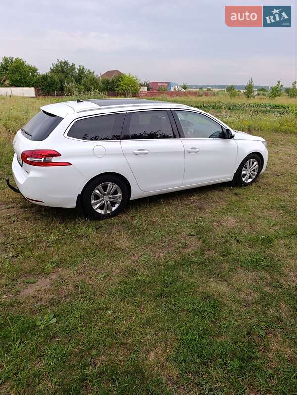 Peugeot 308 2015