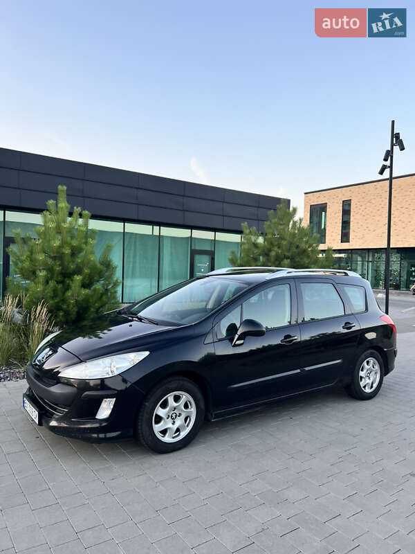 Peugeot 308 2011