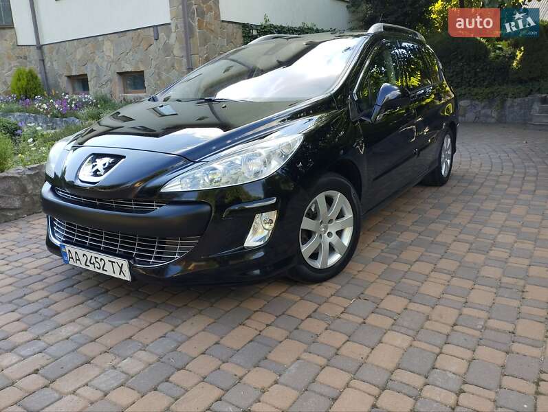 Peugeot 308 2011