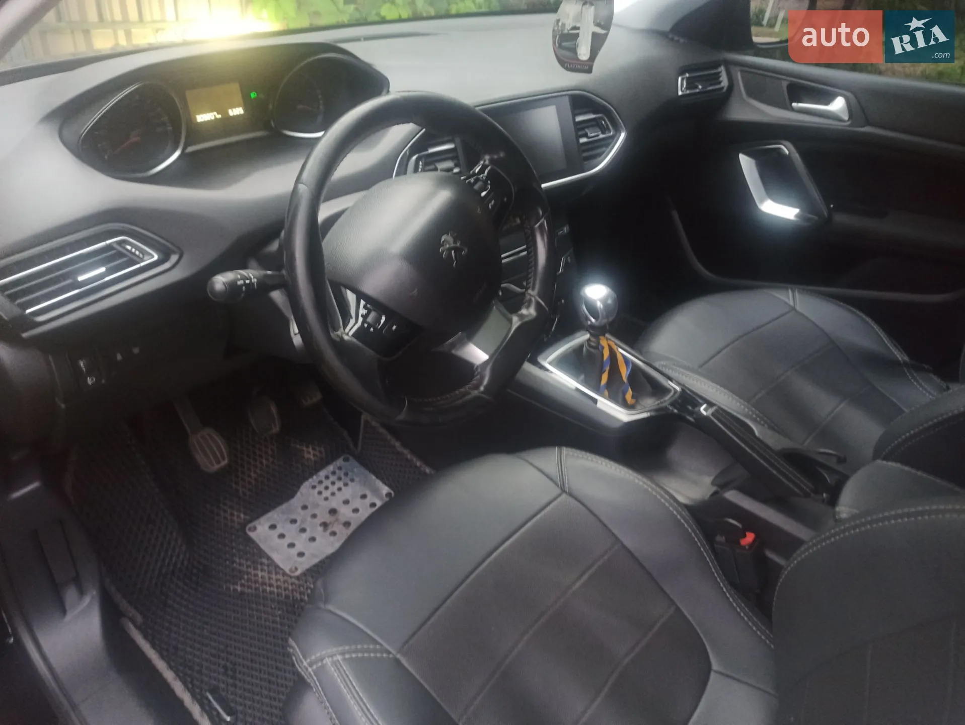 2015 Peugeot 308 - мініатюра 11