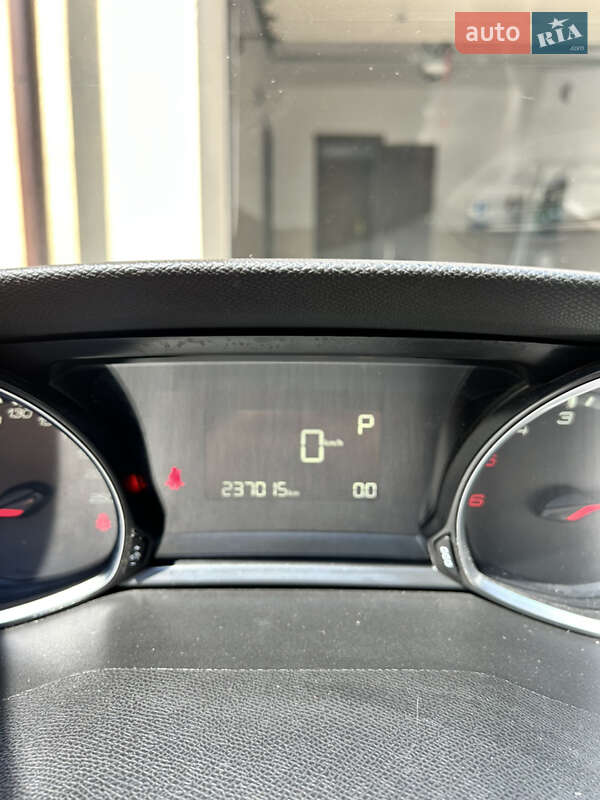Универсал Peugeot 308 2017 в Львове фото 31 Универсал Peugeot 308 2017 в Львове