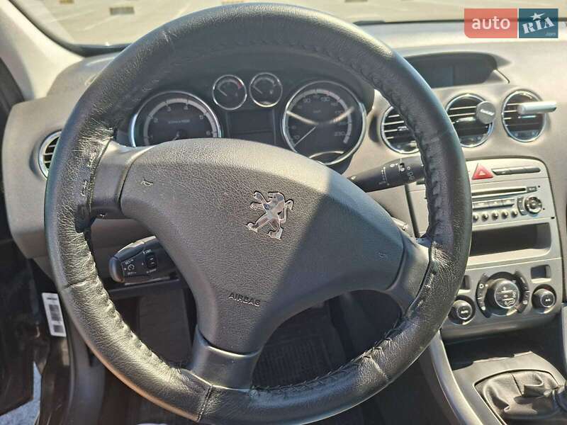 Універсал Peugeot 308 2010 в Львові