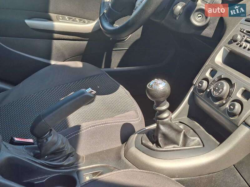 Універсал Peugeot 308 2010 в Львові