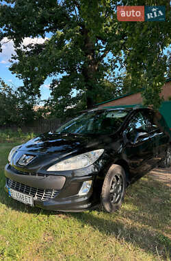 Универсал Peugeot 308 2010 в Полтаве