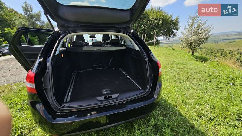 Универсал Peugeot 308 2015 в Черновцах