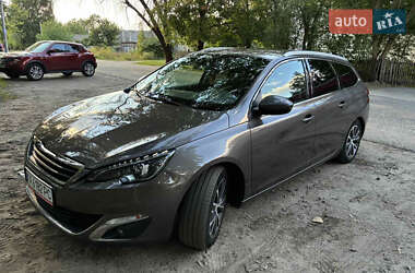 Универсал Peugeot 308 2014 в Чугуеве