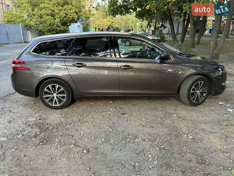 Универсал Peugeot 308 2014 в Чугуеве фото 6 Универсал Peugeot 308 2014 в Чугуеве