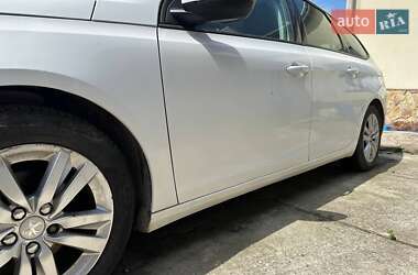 Универсал Peugeot 308 2014 в Тернополе