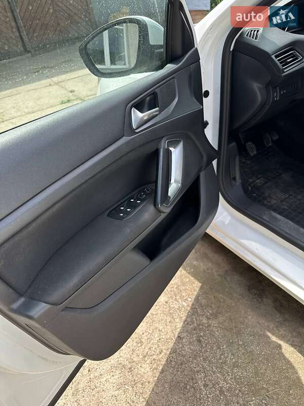 Универсал Peugeot 308 2014 в Тернополе