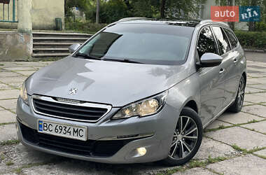 Универсал Peugeot 308 2015 в Трускавце