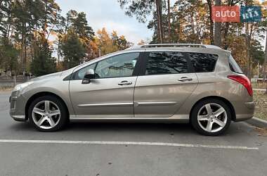 Универсал Peugeot 308 2010 в Гостомеле