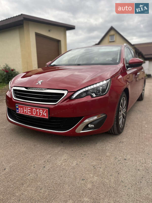 Универсал Peugeot 308 2015 в Луцке