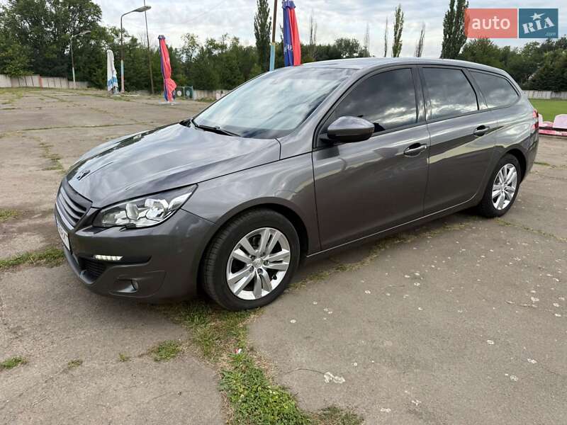 Універсал Peugeot 308 2016 в Ладижині