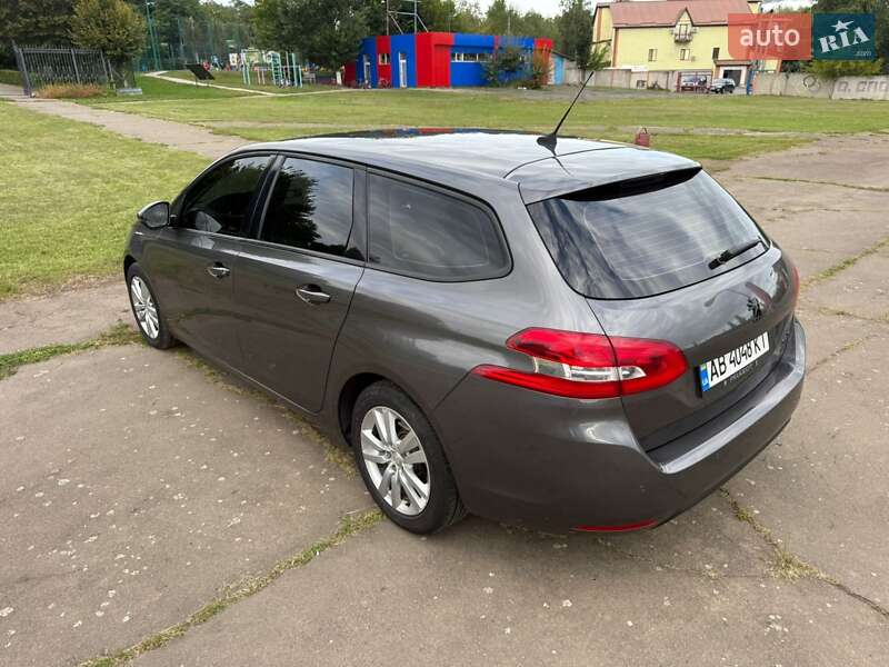 Універсал Peugeot 308 2016 в Ладижині