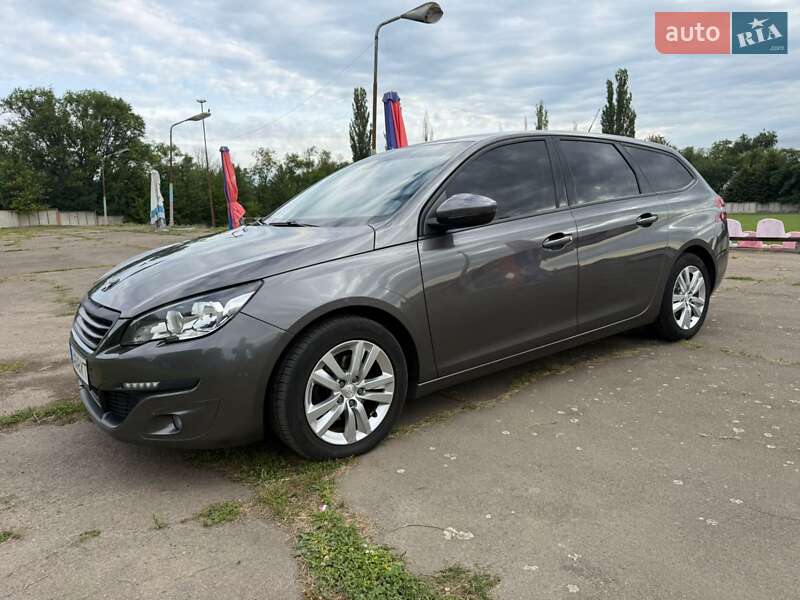 Універсал Peugeot 308 2016 в Ладижині
